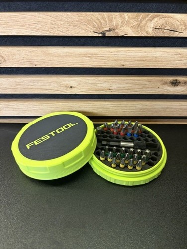 Compact screwdriver bit set - screwdriver,